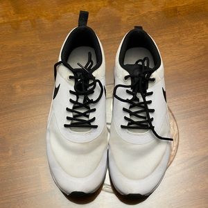 Womens Nike Sneakers